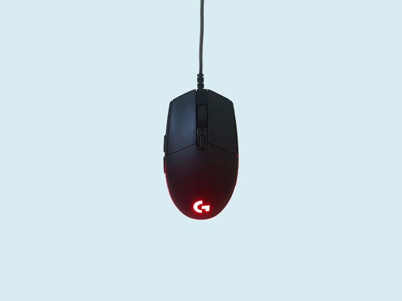 Gaming mouse computer peripheral